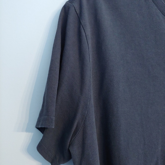 Express Graphic T-Shirt - Picture 5 of 12